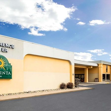 La Quinta Inn By Wyndham Davenport & Conference Center Exteriér fotografie
