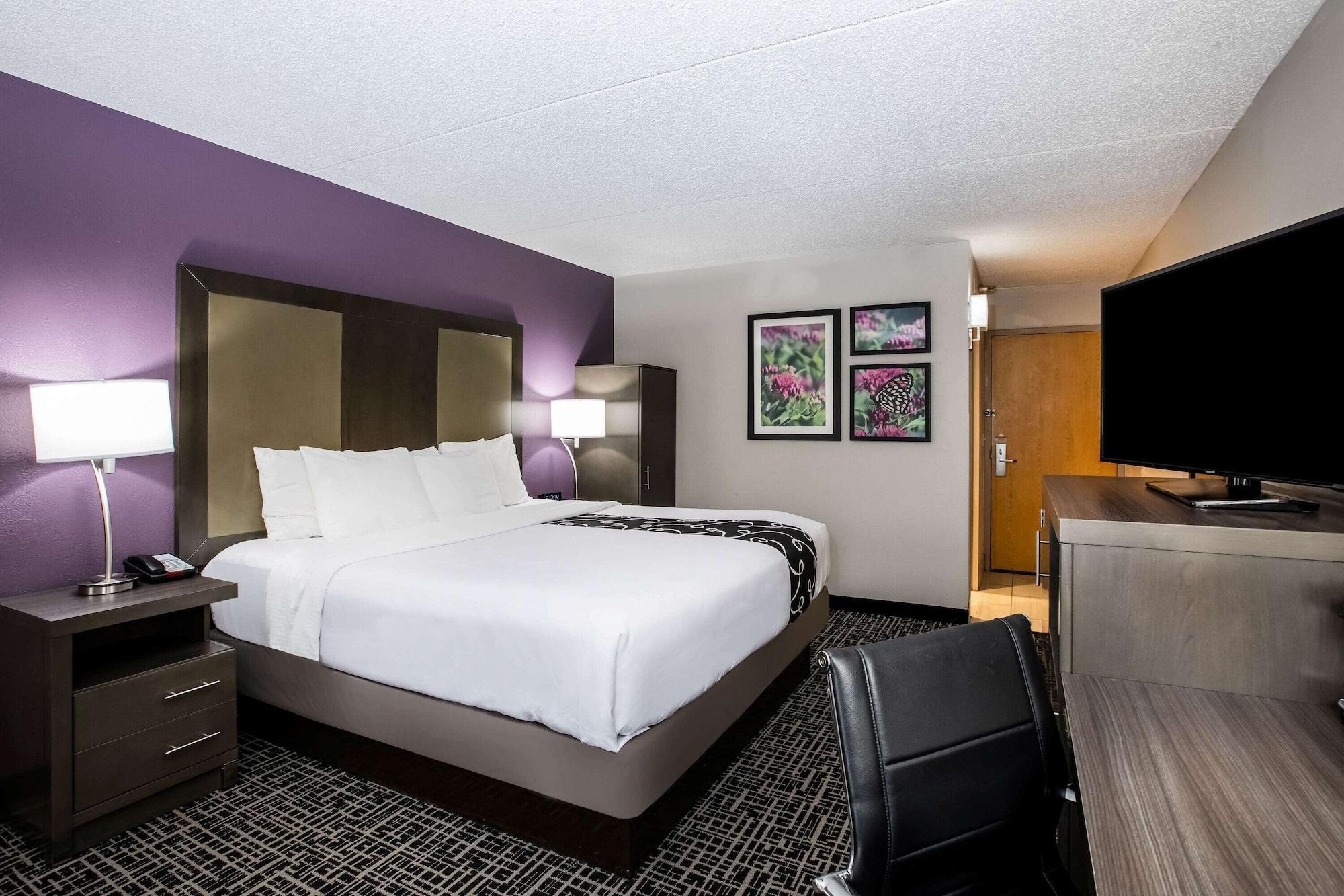 La Quinta Inn By Wyndham Davenport & Conference Center Exteriér fotografie